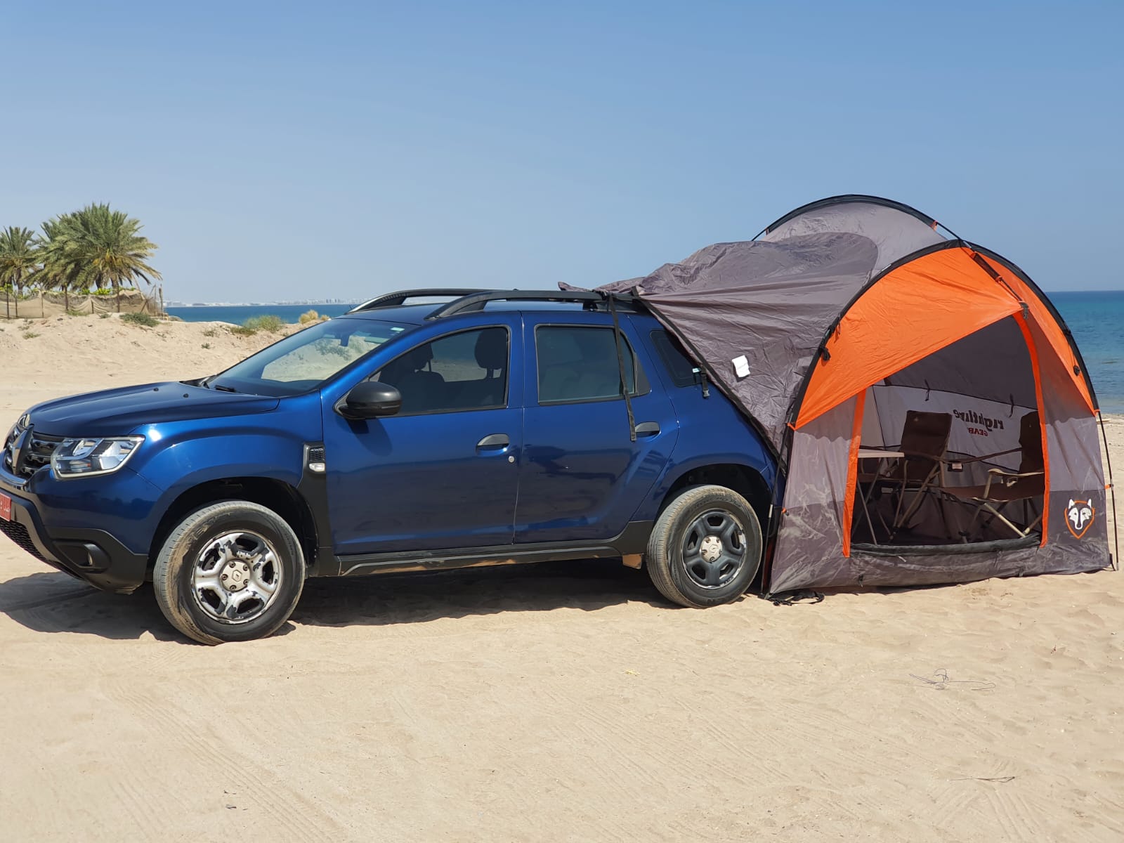 Duster with Tailgate Tent