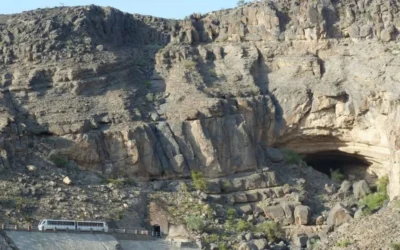 caves in oman