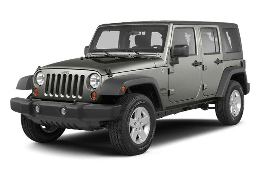 4WD Jeep Wrangler JK Oman Rental 4WD Jeep Wrangler JK Oman Rental